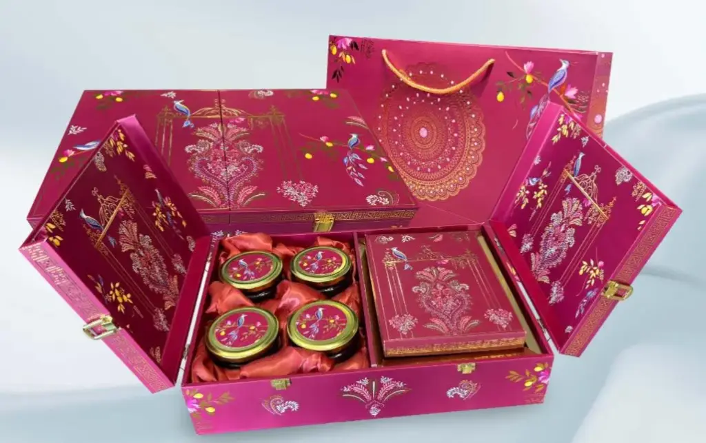 Gift Hamper (M-079/1)