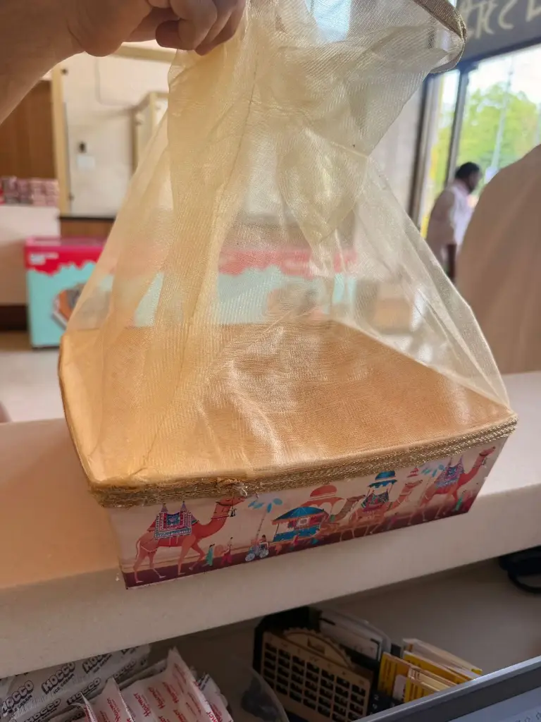 Fancy Basket (B-007)