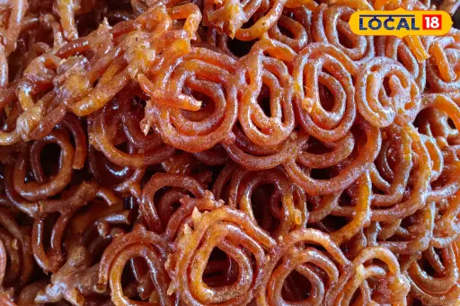 Jalebi (Jaggery).