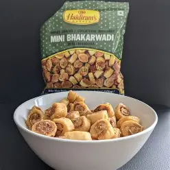 Haldiram Mini Bhakarwadi 